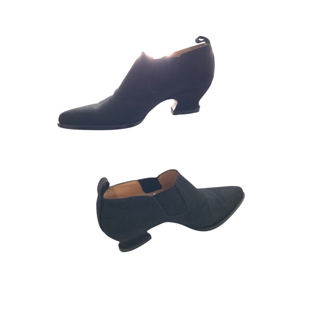 Vintage Stéphane Kélian Paris Black  Heeled Slip-On Shoe boot with Unique Curved